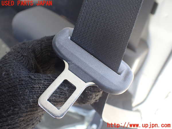 1UPJ-9238987185]レジアスエース(ハイエース200系)(GDH206V)左2列目シートベルト 中古_2