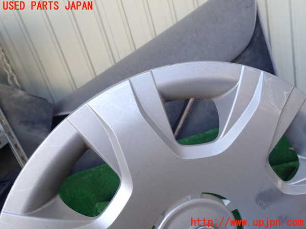 1UPJ-9238989417]レジアスエース(ハイエース200系)(GDH206V)15インチホイールキャップ1枚② 中古_2