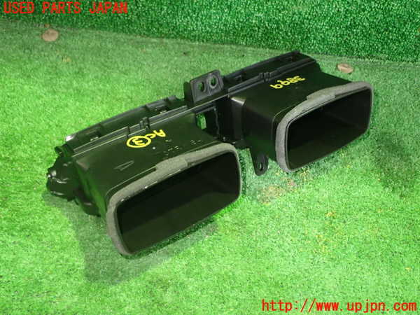 1UPJ-9238997528]ライズ(RAIZE) ハイブリッド(A202A)エアコン吹き出し口3 (真中) 中古_3