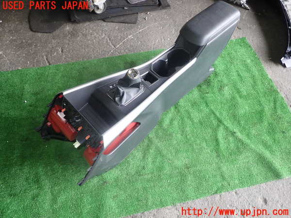 1UPJ-9238997540]ライズ(RAIZE) ハイブリッド(A202A)センターコンソール 中古_2