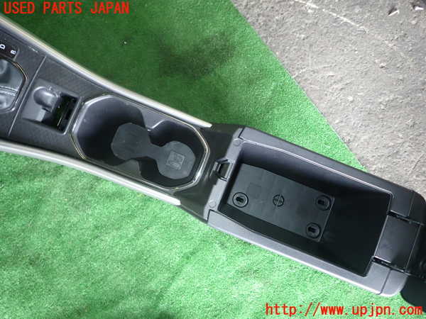 1UPJ-9238997540]ライズ(RAIZE) ハイブリッド(A202A)センターコンソール 中古_3