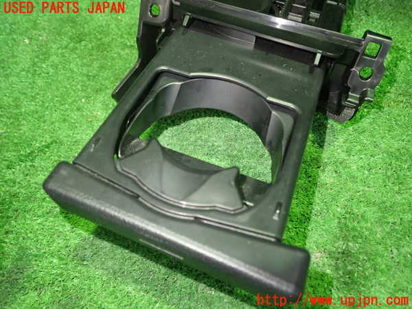 1UPJ-9238997810]ライズ(RAIZE) ハイブリッド(A202A)ドリンクホルダー 中古_4