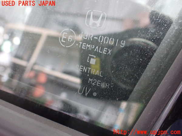 2UPJ-9239001260]ヴェゼル ハイブリッド(e：HEV)(RV5)左前ドア 中古 CENTRAL M2E48_4