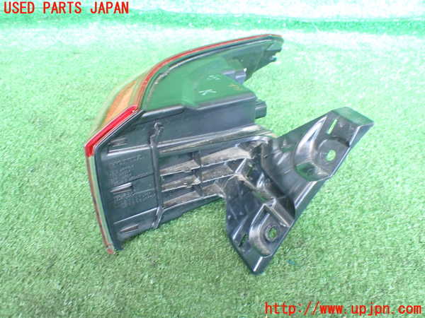 2UPJ-9239001536]ヴェゼル ハイブリッド(e：HEV)(RV5)左テールランプ 中古_2