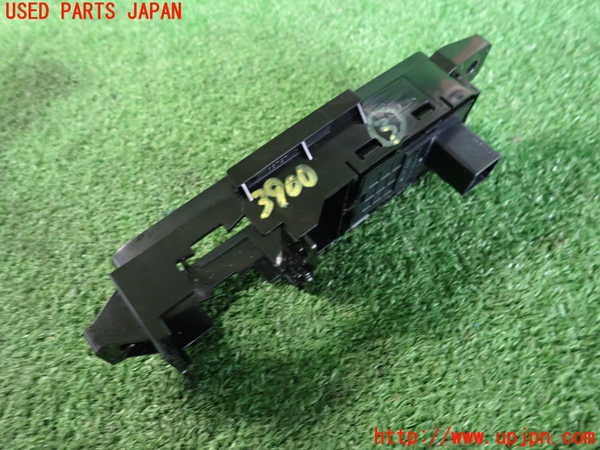 2UPJ-9239006308]ヴェゼル ハイブリッド(e：HEV)(RV5)スイッチ3(ドライブモード ヒルディセント) 中古_2