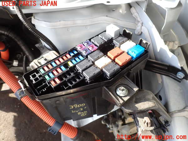 2UPJ-9239006741]ヴェゼル ハイブリッド(e：HEV)(RV5)ヒューズボックス1(EGルーム内助手席側) 中古_2
