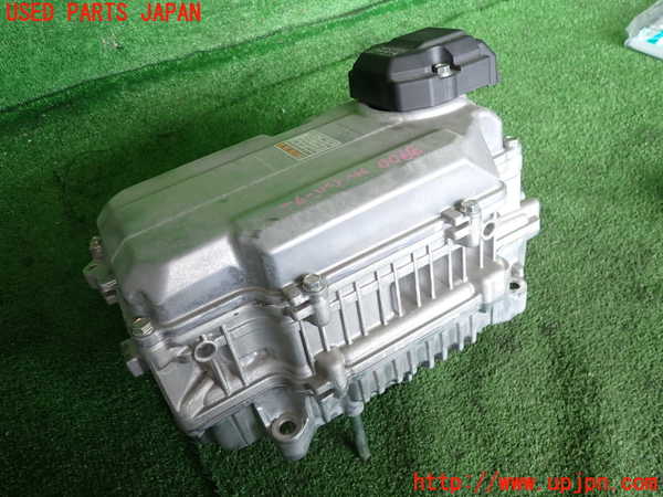 2UPJ-9239006916]ヴェゼル ハイブリッド(e：HEV)(RV5)インバーターコンバーター 中古_2