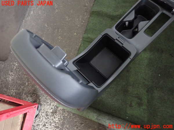 2UPJ-9239007540]ヴェゼル ハイブリッド(e：HEV)(RV5)センターコンソール 中古_4