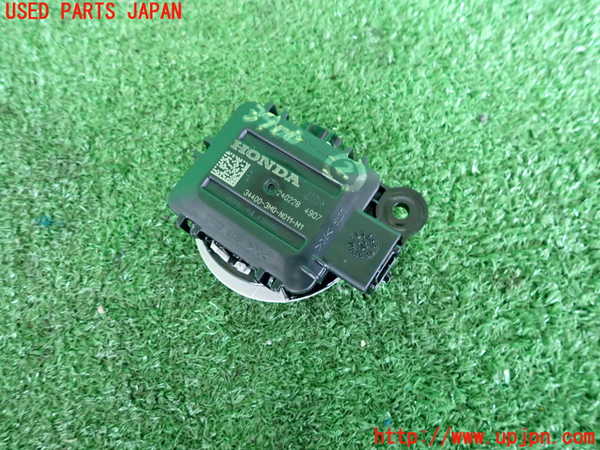 2UPJ-9239006412]ヴェゼル ハイブリッド(e：HEV)(RV5)ルームランプ2(2列目右) 中古_2