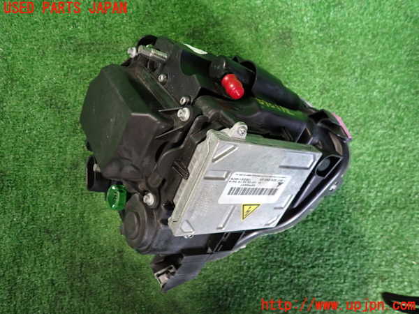 2UPJ-9239011132]アバルト・595(312142)左ヘッドライト HID 中古_4