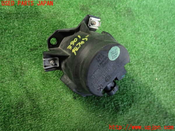 2UPJ-9239011182]アバルト・595(312142)左フォグ 中古_2