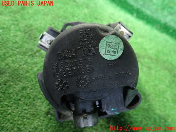 2UPJ-9239011182]アバルト・595(312142)左フォグ 中古_3