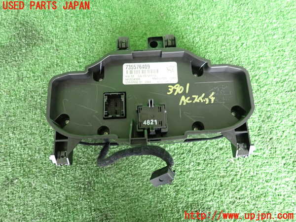 2UPJ-9239016066]アバルト・595(312142)エアコンスイッチ1 中古_2