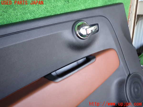 2UPJ-9239011264]アバルト・595(312142)左ドア内張り 中古_2