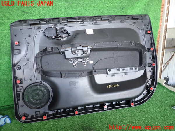 2UPJ-9239011264]アバルト・595(312142)左ドア内張り 中古_3