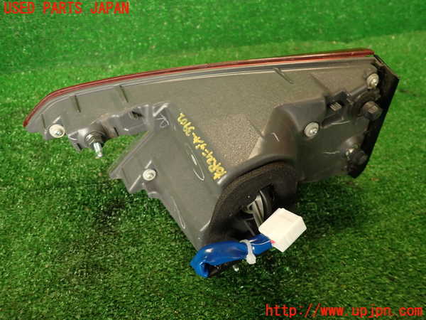 2UPJ-9239021550]レクサス・RC F(USC10)右リアフィニッシャー 中古_2