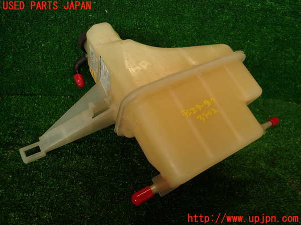 2UPJ-9239022410]レクサス・RC F(USC10)ラジエータータンク 中古_2