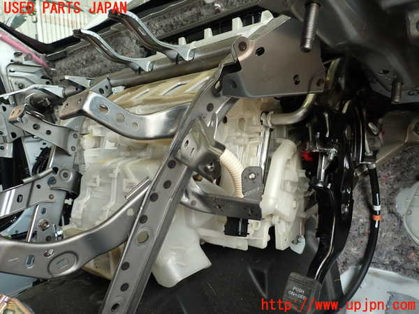 2UPJ-9239026081]レクサス・RC F(USC10)エバポレーター1 中古_2