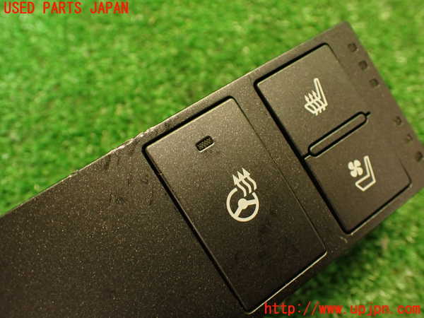 2UPJ-9239026308]レクサス・RC F(USC10)スイッチ3 (シート空調、ステアリングヒーター) 中古_3