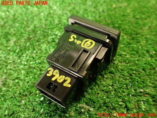 2UPJ-9239026311]レクサス・RC F(USC10)スイッチ6 (BSM) 中古_3