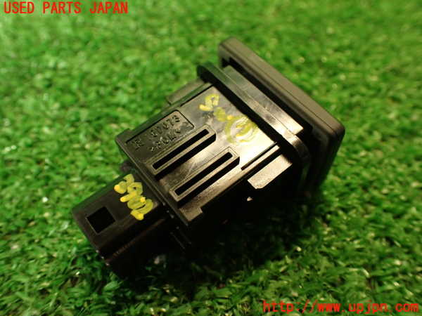 2UPJ-9239026312]レクサス・RC F(USC10)スイッチ7 中古_3