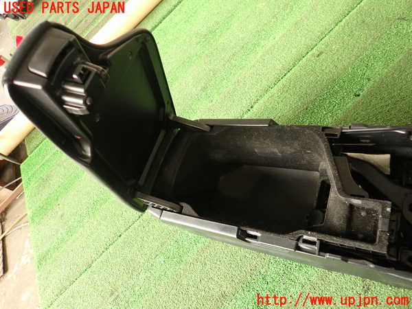 2UPJ-9239027540]レクサス・RC F(USC10)センターコンソール 中古_2