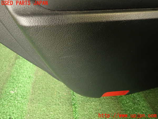 2UPJ-9239021264]レクサス・RC F(USC10)左ドア内張り 中古_3
