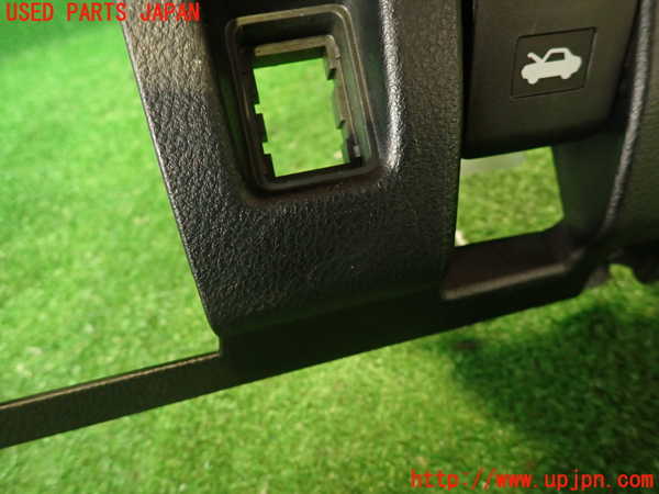 2UPJ-9239027691]レクサス・RC F(USC10)内装トリム類1 中古_2