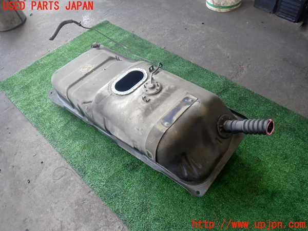 2UPJ-9239032500]ハイラックスサーフ(RZN185W)燃料タンク 中古_2