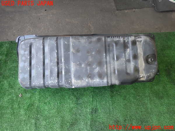 2UPJ-9239032500]ハイラックスサーフ(RZN185W)燃料タンク 中古_4