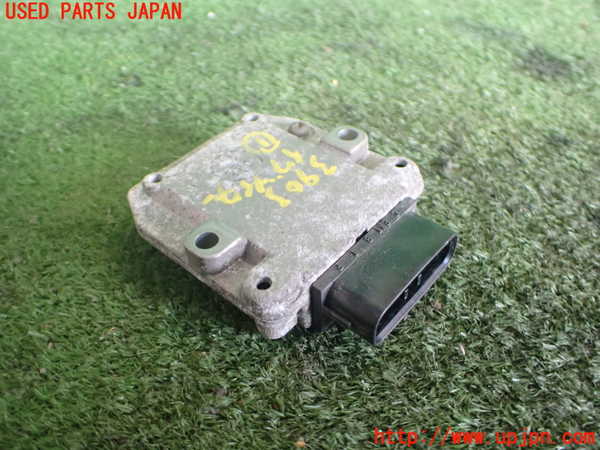 2UPJ-9239032611]ハイラックスサーフ(RZN185W)パワートランジスタ(イグナイター) 中古_2