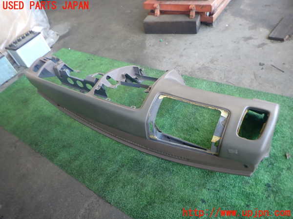 2UPJ-9239037505]ハイラックスサーフ(RZN185W)ダッシュボード 中古_2