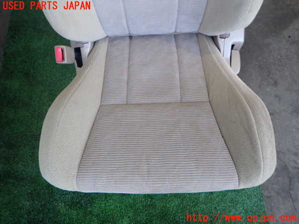 2UPJ-9239037065]ハイラックスサーフ(RZN185W)助手席シート 中古_3