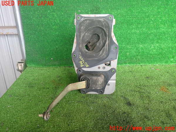 2UPJ-9239037555]ハイラックスサーフ(RZN185W)ATシフトレバー 中古_3