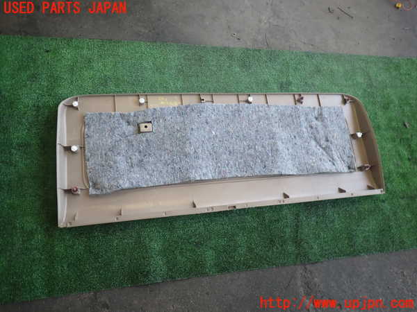 2UPJ-9239031578]ハイラックスサーフ(RZN185W)バックドア内張り 中古_3