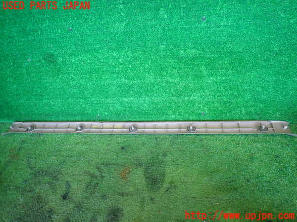 2UPJ-9239037771]ハイラックスサーフ(RZN185W)ラゲッジトレイ1 中古_2