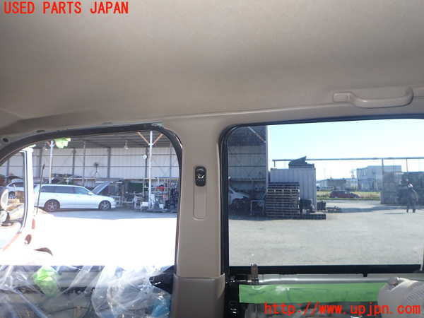 2UPJ-9239037665]ハイラックスサーフ(RZN185W)右センターピラートリム 中古_2