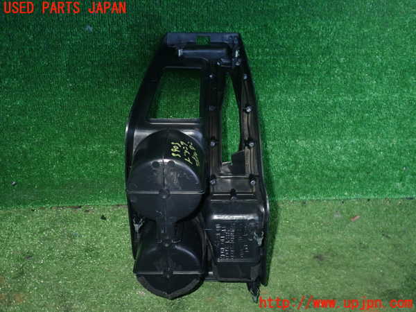 2UPJ-9239037810]ハイラックスサーフ(RZN185W)ドリンクホルダー 中古_2