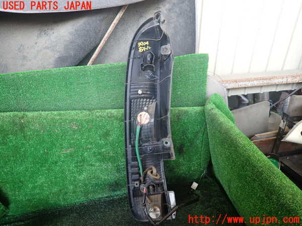 1UPJ-9239041530]テリオスキッド(J131G)右テールランプ 中古_2