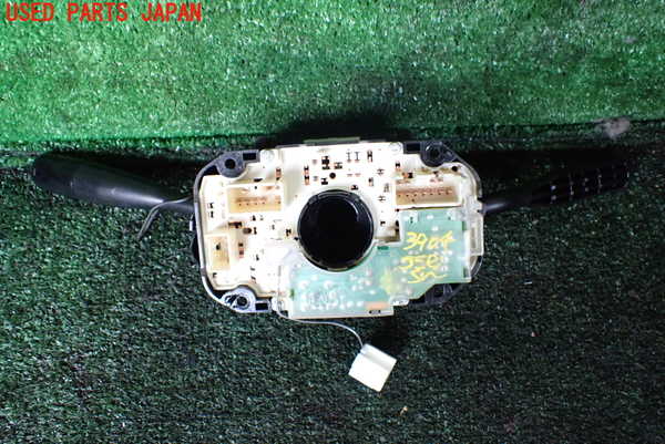 1UPJ-9239046720]テリオスキッド(J131G)コンビネーションスイッチ 中古_4