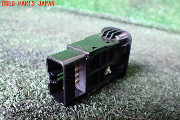 1UPJ-9239046290]テリオスキッド(J131G)ハザードスイッチ 中古_2