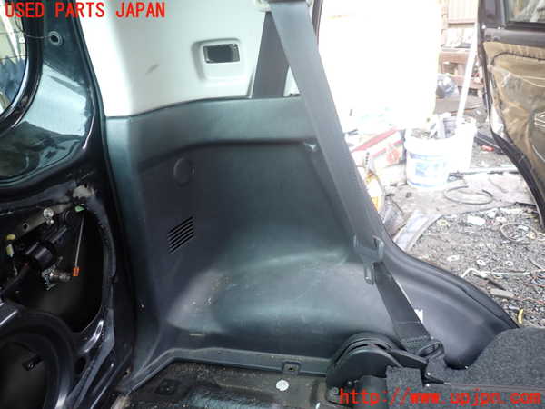 1UPJ-9239047680]テリオスキッド(J131G)左リアピラートリム 中古_3