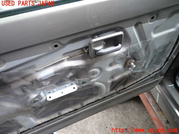 1UPJ-9239051260]ジムニー(JA22W)左前ドア 中古 ASAHI M2H3 43R-00033_3