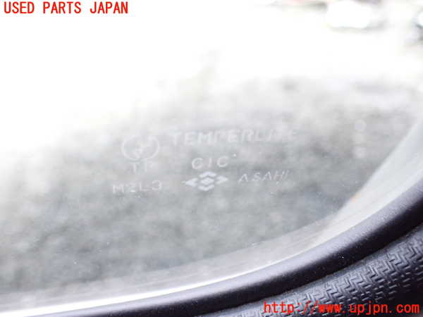 1UPJ-9239051380]ジムニー(JA22W)右クォーターガラス 中古 ASAHI M2L3_3