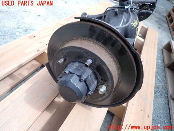 1UPJ-9239054370]ジムニー(JA22W)フロントデフホーシング 中古_2