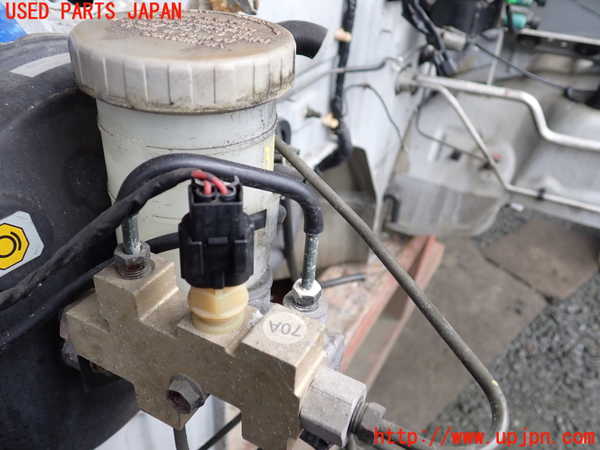 1UPJ-9239054050]ジムニー(JA22W)ブレーキマスターシリンダー 中古_2