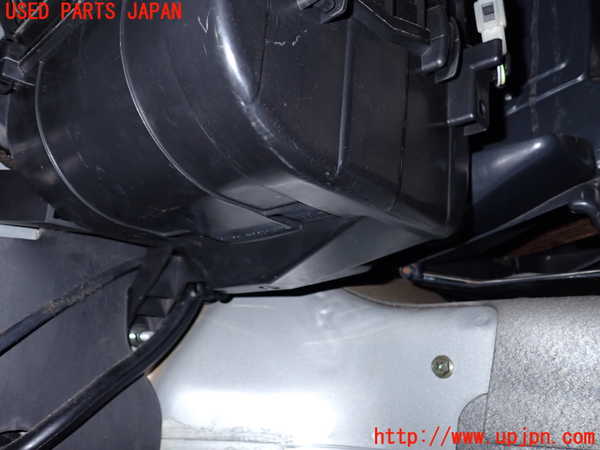 1UPJ-9239056081]ジムニー(JA22W)エバポレーター1 中古_5