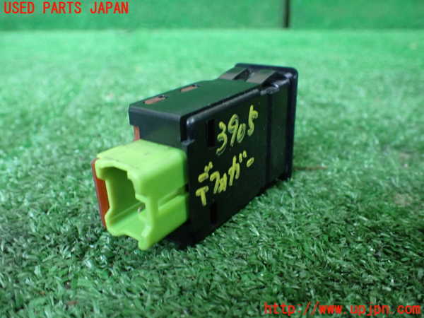 1UPJ-9239056300]ジムニー(JA22W)デフォッガースイッチ 中古_2