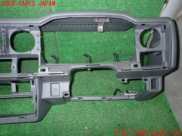 1UPJ-9239057505]ジムニー(JA22W)ダッシュボード 中古_3