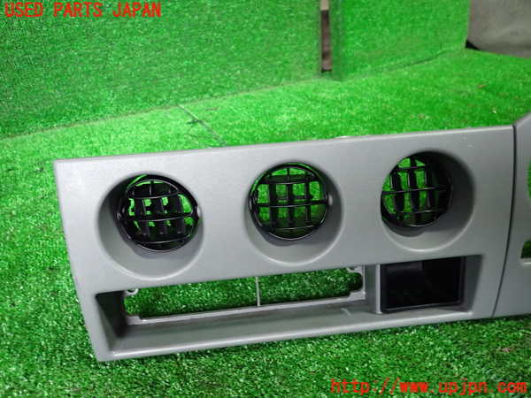 1UPJ-9239057510]ジムニー(JA22W)メーターフード 中古_2